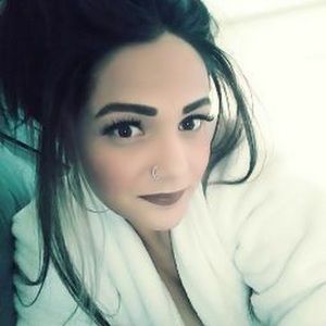 Meet your Posher, Marina